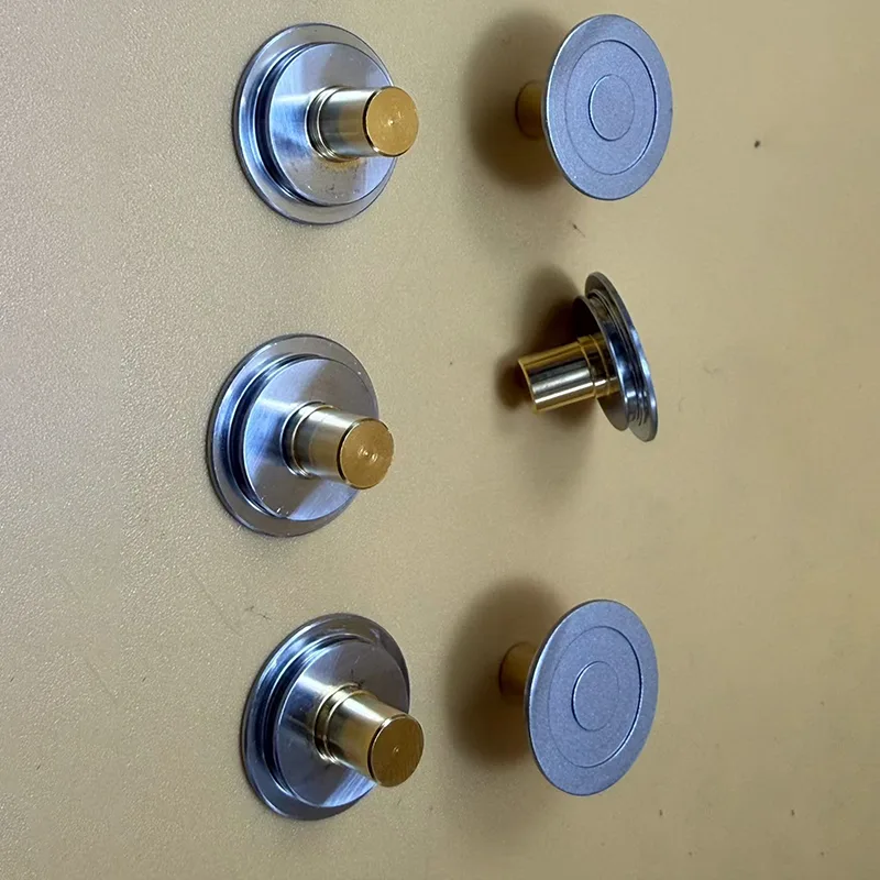 Che cos'è un tornio CNC e perché è essenziale nella produzione moderna?